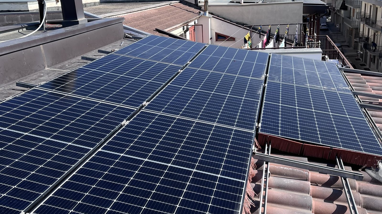 Impianto fotovoltaico su una villetta a Gravina in Puglia